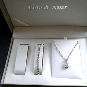 2 piece bracelet and necklace